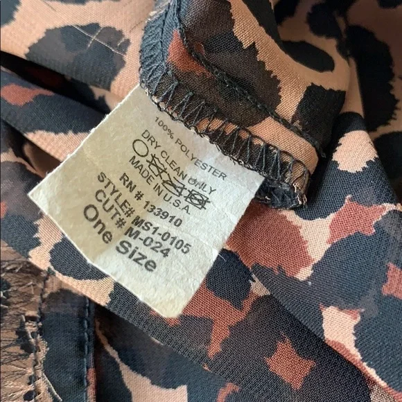 SHOW ME YOUR MUMU Leopard Sheer Soaree Tunic O/S - Picture 8 of 10